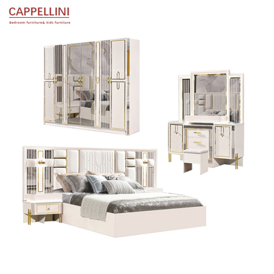 Mobilia degli insiemi di camera da letto dell'appartamento su re Size Set dei letti del dormitorio di Holstered