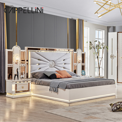 Luxury Royal Modern Wood Frame Double King Size Bed Headboard in pelle per la casa Classic Queen Arredamento in legno completo per camera da letto