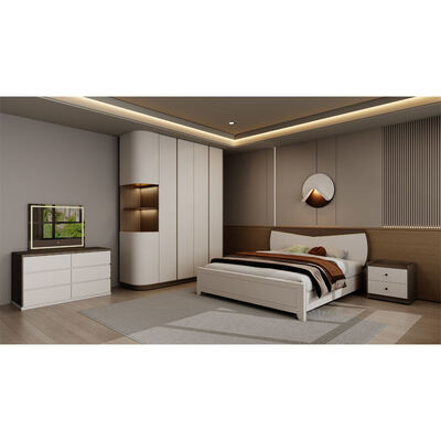 Suite master bedroom completa in legno, King size con ampio spazio, accogliente arredamento minimalista lussuoso e moderno