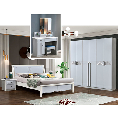 Insieme nordico solido Cabrini della mobilia della camera da letto del MDF 5pcs di legno